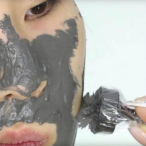 Mineral Rich Magnetic Face Mask - Image 3