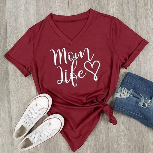 "Mom Life" T-Shirt - Image 5