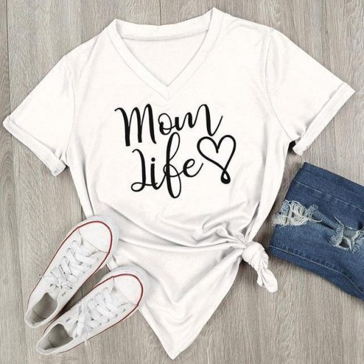 "Mom Life" T-Shirt - Image 4