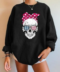 Skull Scarf Sunglasses Print Women’s Sweatshirt
